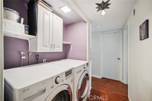 Detail Gallery Image 11 of 36 For 20155 Keswick St #112,  Winnetka,  CA 91306 - 2 Beds | 2/1 Baths