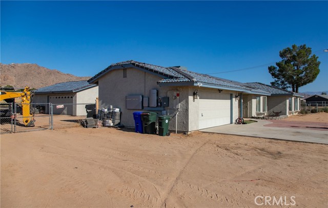 Detail Gallery Image 5 of 32 For 16923 Candlewood Rd, Apple Valley,  CA 92307 - 3 Beds | 2/1 Baths