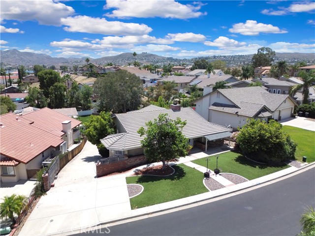 Detail Gallery Image 40 of 49 For 22137 Tumbleweed Dr, Canyon Lake,  CA 92587 - 4 Beds | 3/1 Baths