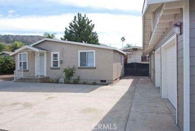 756 Edison Lane photo 3