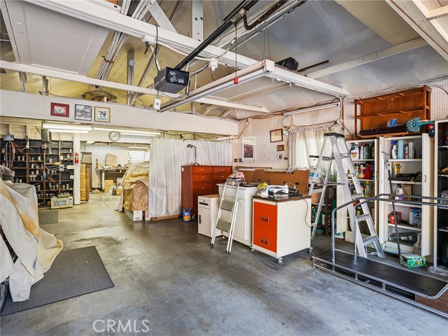 Image 27 of 56 For 236 Providencia Avenue