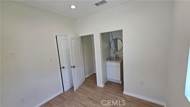 Detail Gallery Image 7 of 7 For 265 E M St, Colton,  CA 92324 - 4 Beds | 2/1 Baths