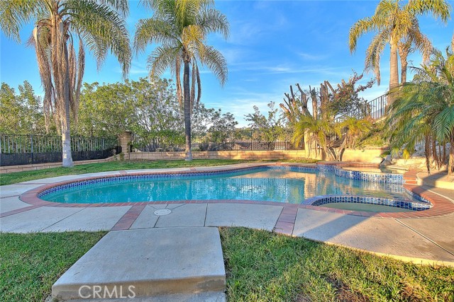 21853 E Snow Creek, Walnut CA: https://media.crmls.org/medias/fa03a8da-e77d-4ab2-b847-5a2b9b5e0a1a.jpg