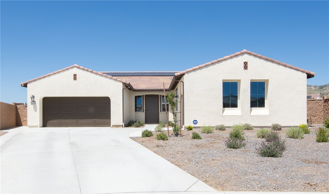 Detail Gallery Image 4 of 43 For 30760 Singletree, Homeland,  CA 92548 - 5 Beds | 3/1 Baths