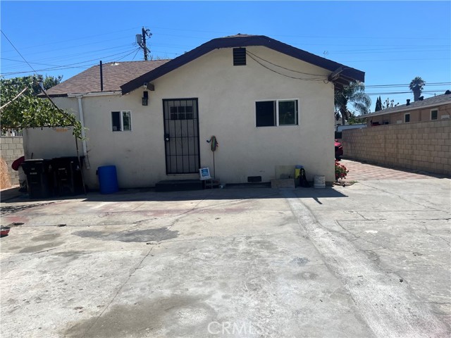 1317 E 108th Street, Los Angeles CA: https://media.crmls.org/medias/fa05bedd-8174-4a9d-9a07-9c9c207cba47.jpg