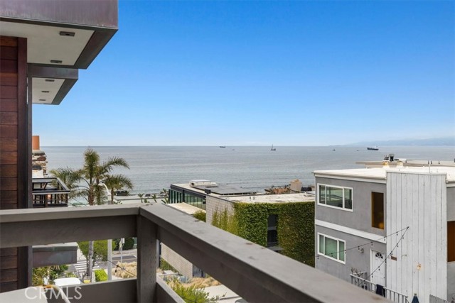 Detail Gallery Image 31 of 64 For 224 35th St, Manhattan Beach,  CA 90266 - 6 Beds | 6 Baths