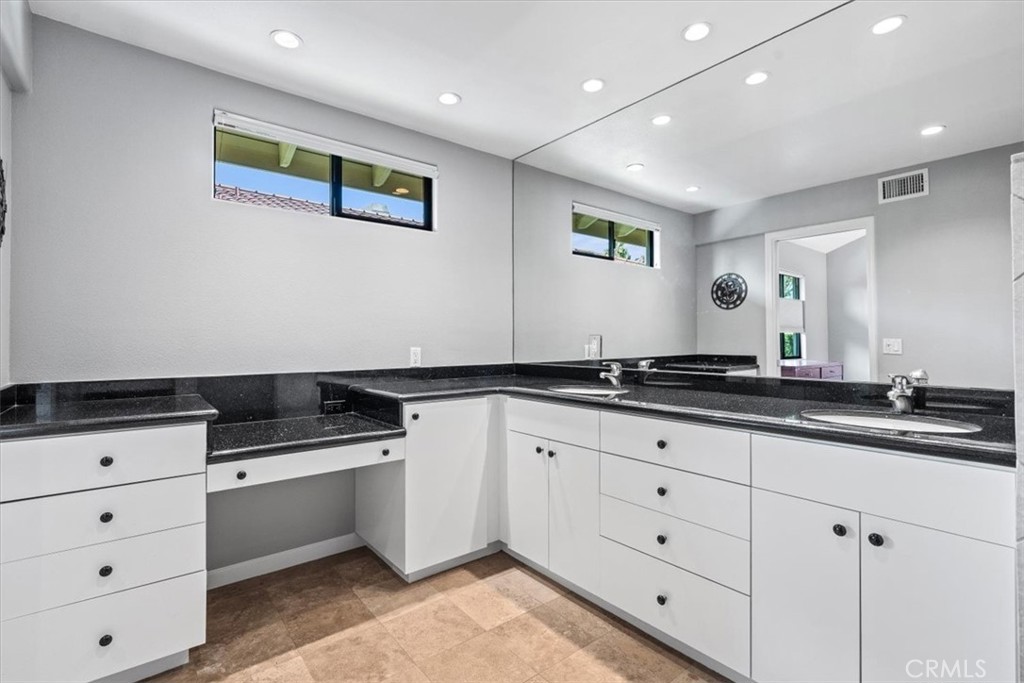 MLS #IG25253386 image #18