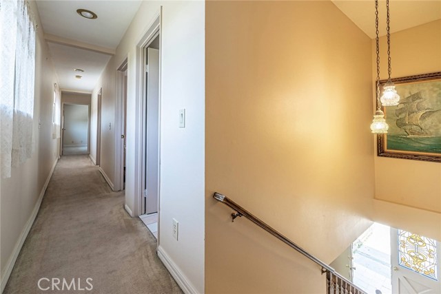 Detail Gallery Image 7 of 27 For 17530 Tulsa St, Granada Hills,  CA 91344 - 5 Beds | 3/1 Baths