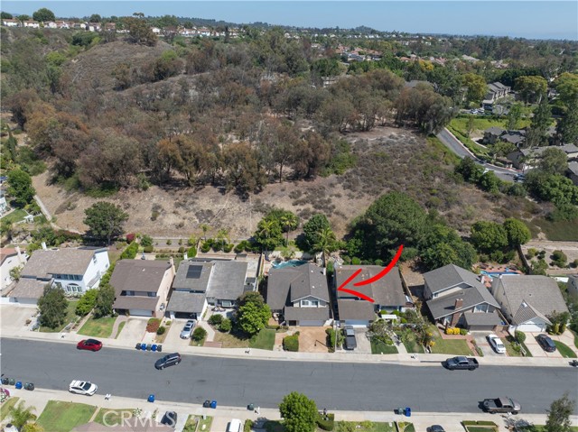 25572 Orchard Rim Ln, Lake Forest CA: https://media.crmls.org/medias/fa088503-0bcd-4bc5-b4a3-38aa63bbf20a.jpg
