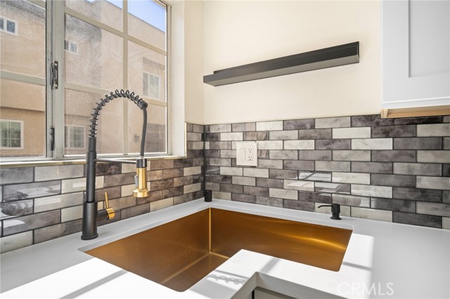 Detail Gallery Image 15 of 29 For 537 N Adams St #207,  Glendale,  CA 91206 - 2 Beds | 2/1 Baths