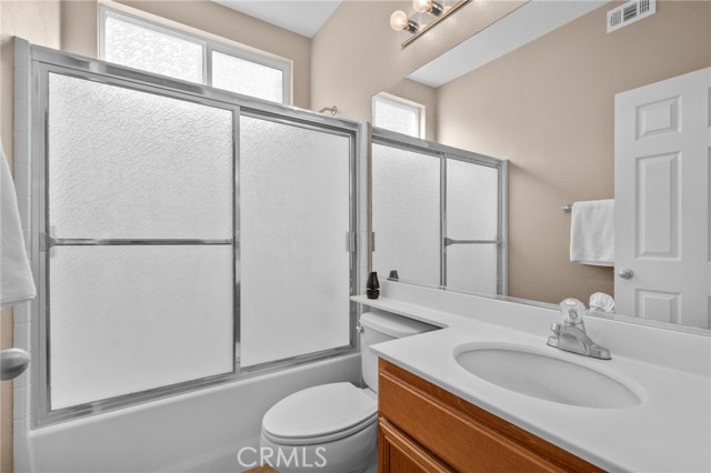 Detail Gallery Image 14 of 38 For 35021 Nicklaus Nook, Beaumont,  CA 92223 - 5 Beds | 4 Baths