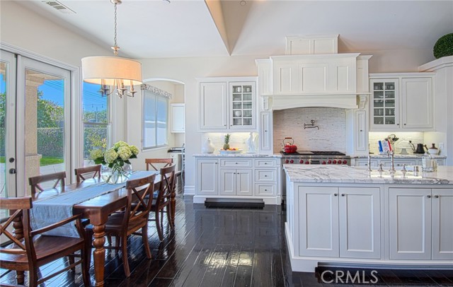 Detail Gallery Image 30 of 41 For 211 S Grand, West Covina,  CA 91791 - 4 Beds | 3/1 Baths