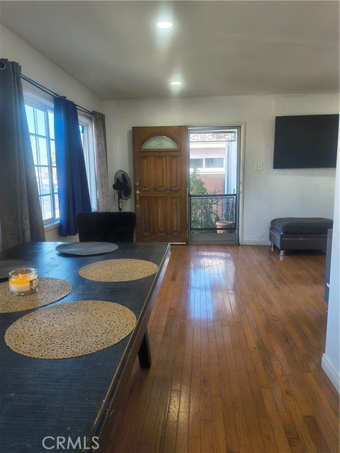 Detail Gallery Image 6 of 22 For 1616 W Palmer, Compton,  CA 90220 - 3 Beds | 2 Baths