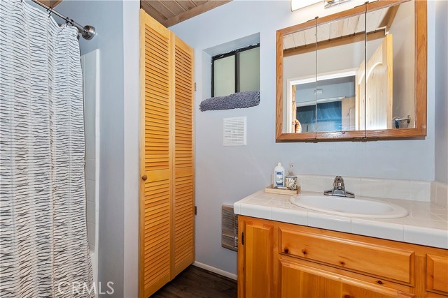 Detail Gallery Image 20 of 33 For 760 Lake Dr, Lake Arrowhead,  CA 92352 - 3 Beds | 2 Baths