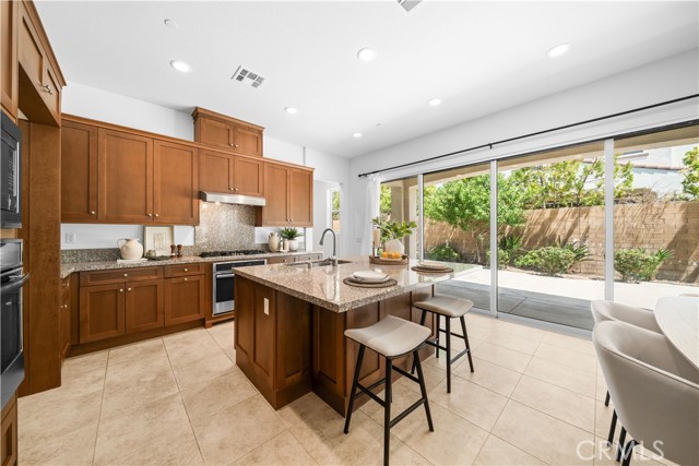 106 Trowel, Irvine CA: https://media.crmls.org/medias/fa0ab182-c53d-4b1e-994a-95def8288a4c.jpg
