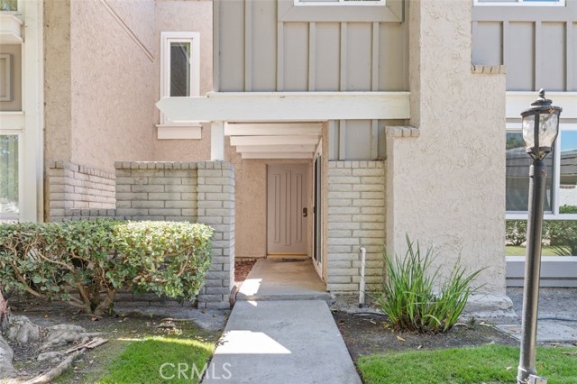 14276 Bolsa Chica Road, Westminster CA: https://media.crmls.org/medias/fa0adb27-b746-4506-ad31-f27e2d4ddb78.jpg