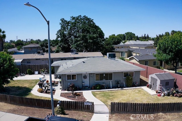 Detail Gallery Image 3 of 18 For 1140 Front St, Livingston,  CA 95334 - 3 Beds | 2 Baths