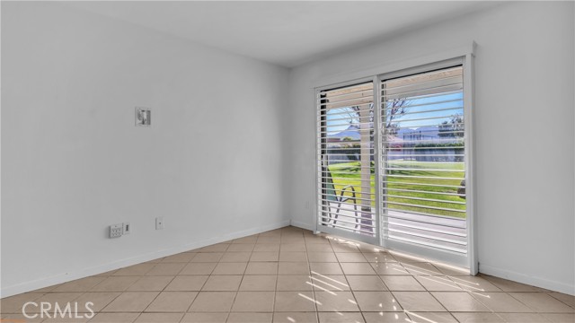 Detail Gallery Image 8 of 14 For 385 via Osorno, Palm Desert,  CA 92260 - 2 Beds | 2 Baths