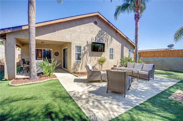 Detail Gallery Image 3 of 30 For 117 Morro, Fallbrook,  CA 92028 - 3 Beds | 2 Baths