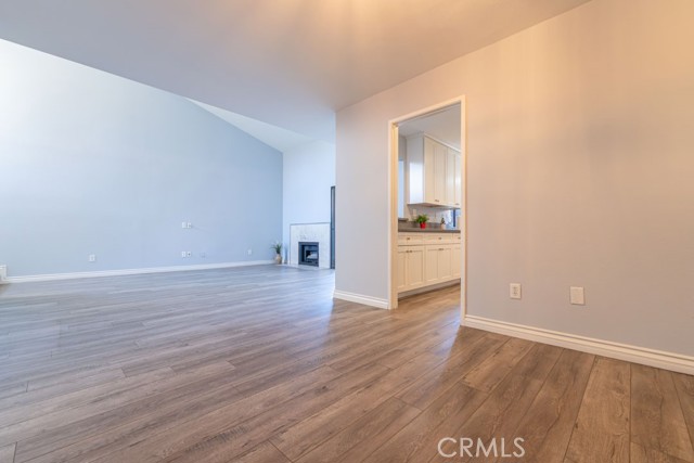 Detail Gallery Image 8 of 39 For 5002 E Atherton, Long Beach,  CA 90815 - 2 Beds | 2/1 Baths