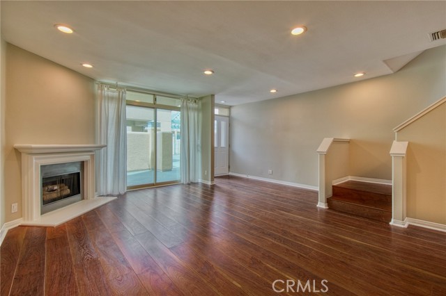 14101 Dickens ST Unit: 9