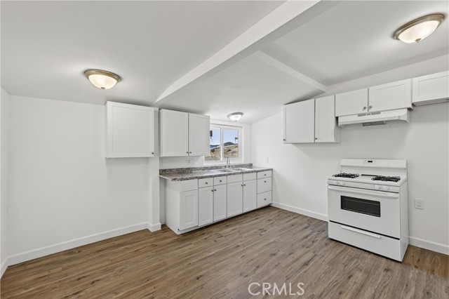 Detail Gallery Image 14 of 36 For 513 Lookout, Lake Elsinore,  CA 92530 - 3 Beds | 1/1 Baths