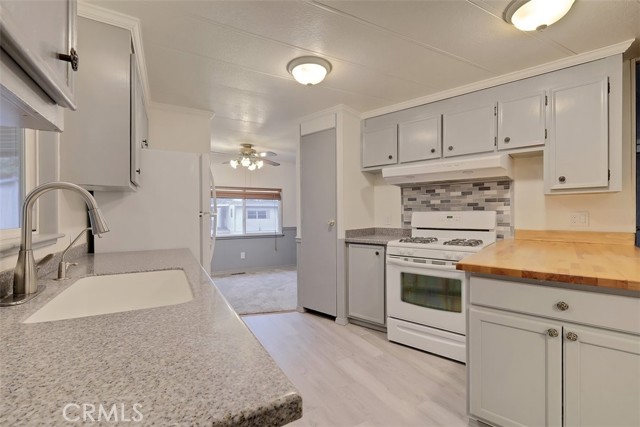 Detail Gallery Image 2 of 20 For 10383 Larkin Rd #19,  Live Oak,  CA 95953 - 2 Beds | 2 Baths