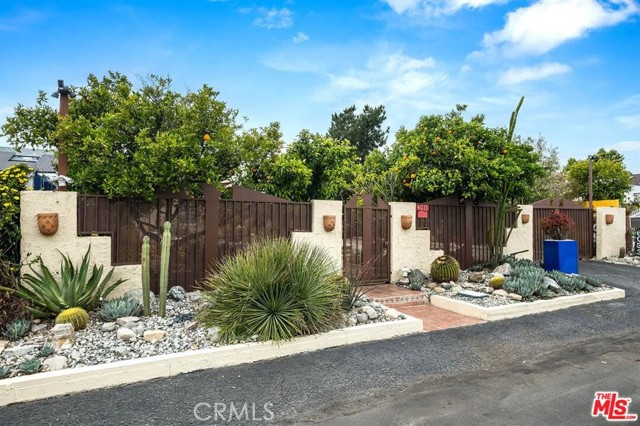 6033 Fulcher photo 37