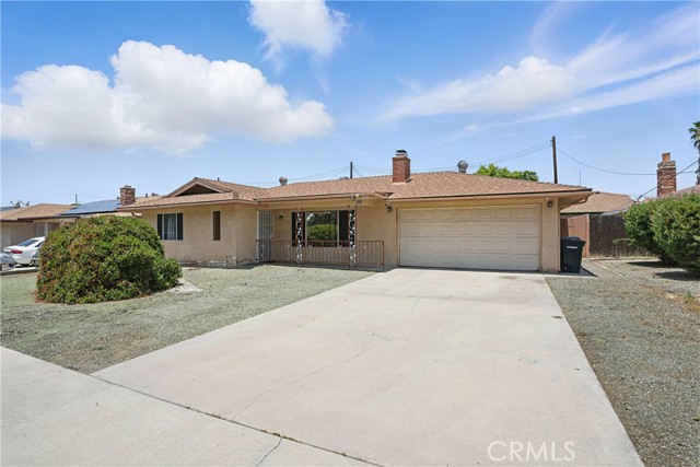260 E Whittier Avenue, Hemet CA: https://media.crmls.org/medias/fa0cc304-11c2-4f77-ab6c-3bee6913c7b7.jpg