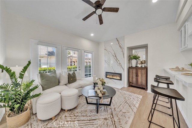 Detail Gallery Image 10 of 52 For 50 Paisley Pl, Irvine,  CA 92620 - 2 Beds | 2 Baths
