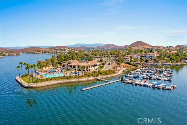Detail Gallery Image 10 of 66 For 30356 Spray Dr, Canyon Lake,  CA 92587 - 4 Beds | 2/1 Baths