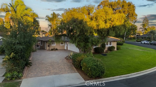 Image 40 of 53 For 1430 La Perla Avenue
