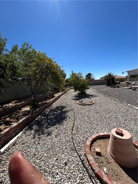 Detail Gallery Image 49 of 58 For 20361 Pahute, Apple Valley,  CA 92308 - 4 Beds | 2/1 Baths