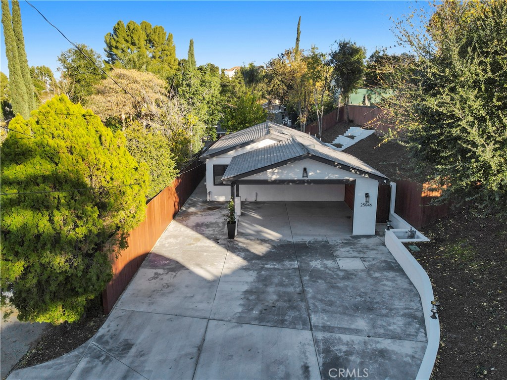 25046 Atwood Boulevard, Newhall, CA 91321