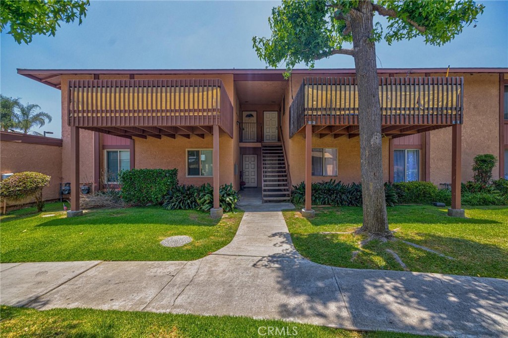 5905 Rosemead Boulevard #16