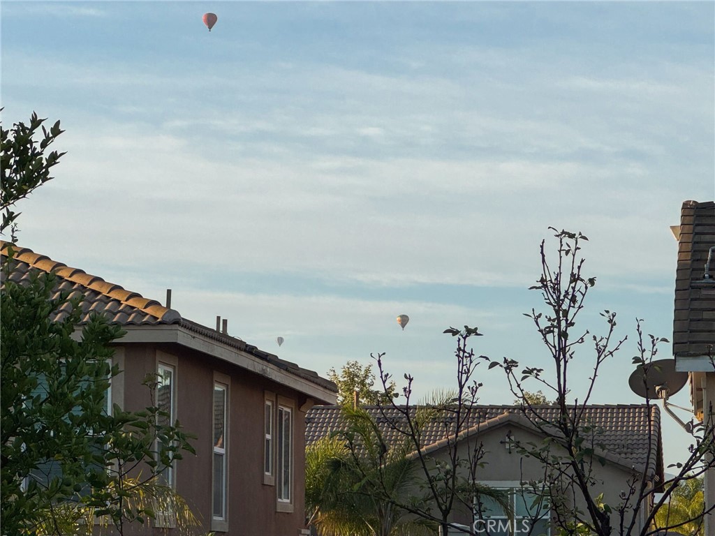 https://media.crmls.org/medias/fa109315-8ba6-4cc6-b1b3-da0b3ca63288.jpg?preset=X-Large
