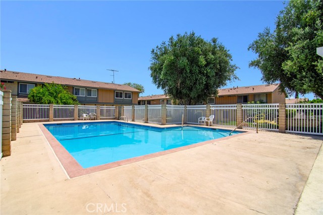 Detail Gallery Image 20 of 20 For 18931 Kittridge St #73,  Reseda,  CA 91335 - 3 Beds | 2 Baths