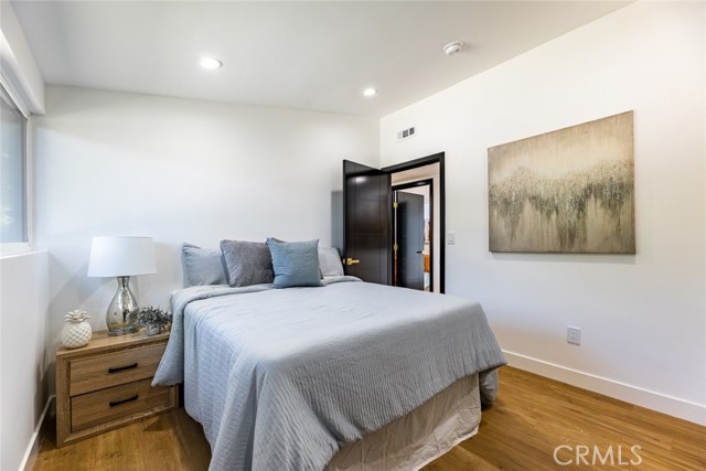 Detail Gallery Image 21 of 27 For 15664 Kalisher St, Granada Hills,  CA 91344 - 4 Beds | 2 Baths