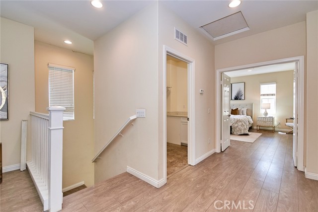 Detail Gallery Image 17 of 45 For 2910 E via Terrano, Ontario,  CA 91764 - 3 Beds | 2/1 Baths