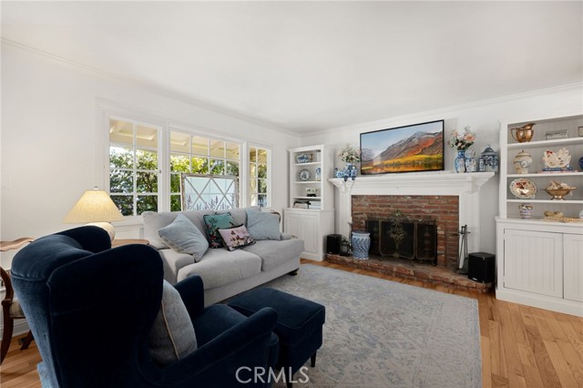 Detail Gallery Image 15 of 55 For 3301 Tilden Ave, Los Angeles,  CA 90034 - 4 Beds | 4 Baths