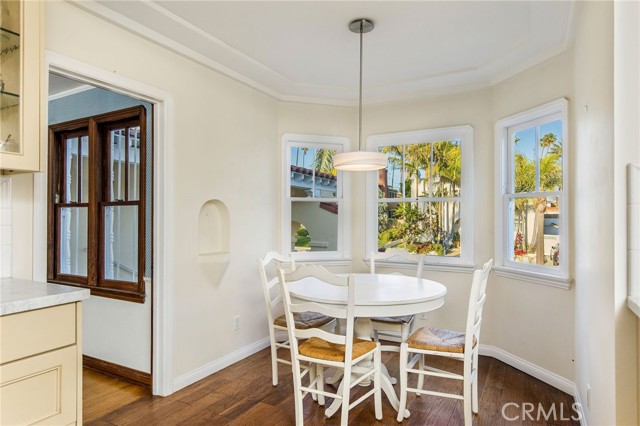 Detail Gallery Image 16 of 44 For 209 Ximeno Ave, Long Beach,  CA 90803 - 3 Beds | 2 Baths
