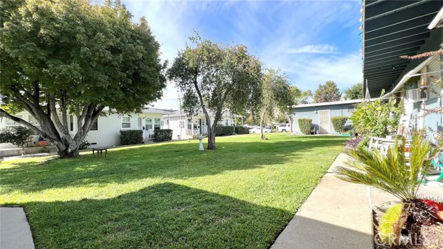 Detail Gallery Image 11 of 15 For 262 Garnet Way #C,  Upland,  CA 91786 - 2 Beds | 1 Baths