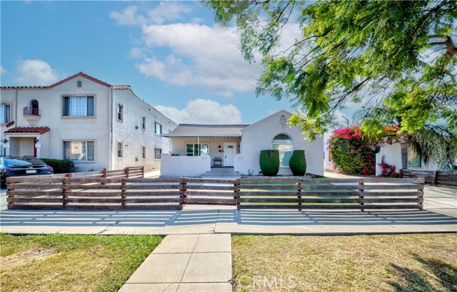 Detail Gallery Image 12 of 39 For 3015 Edgehill Dr, Los Angeles,  CA 90018 - – Beds | – Baths