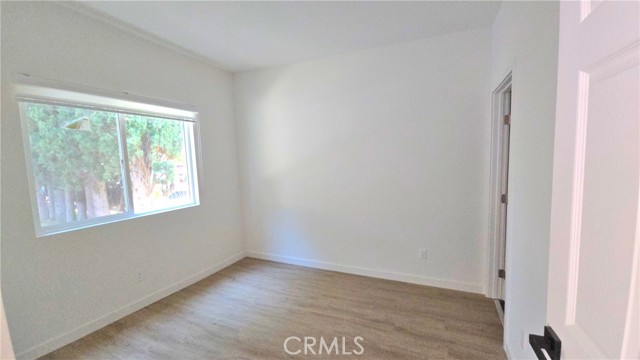 405 409 N Euclid Avenue, Pasadena CA: https://media.crmls.org/medias/fa13b9b8-b124-4bb2-b4f2-b88e85c2973c.jpg
