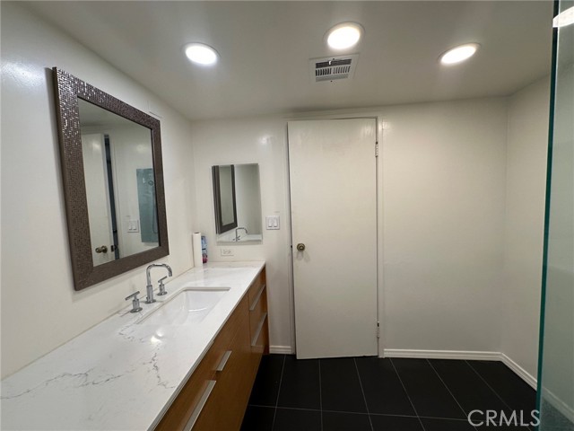 Detail Gallery Image 38 of 49 For 10660 Wilshire Bld #407,  Los Angeles,  CA 90024 - 1 Beds | 2 Baths