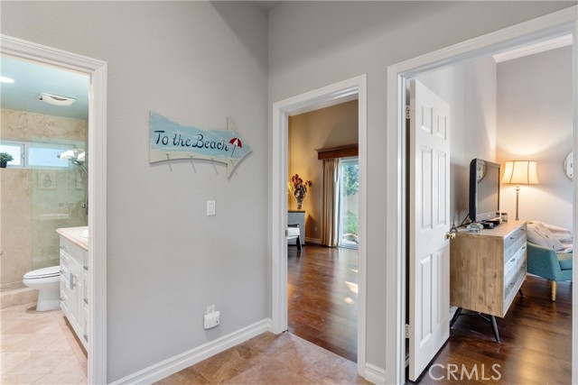 Detail Gallery Image 31 of 42 For 607 N Juanita Ave #B,  Redondo Beach,  CA 90277 - 3 Beds | 3 Baths