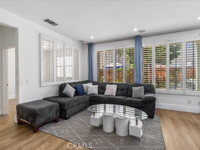 Detail Gallery Image 19 of 75 For 22821 Oak Knoll, Carson,  CA 90745 - 4 Beds | 3 Baths