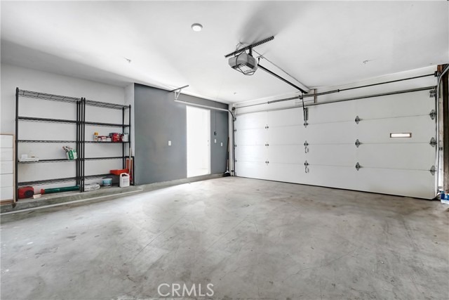 3907 De Longpre Avenue, Los Angeles CA: https://media.crmls.org/medias/fa15740f-d9cf-40f7-8487-48fab98a8ec7.jpg