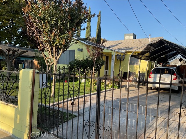 Detail Gallery Image 5 of 16 For 915 R St, Merced,  CA 95341 - 3 Beds | 1 Baths