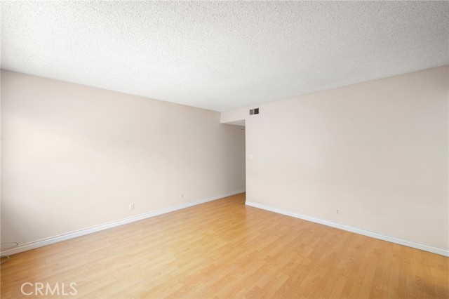 Detail Gallery Image 15 of 26 For 714 N Howard St #C,  Glendale,  CA 91206 - 2 Beds | 2/1 Baths